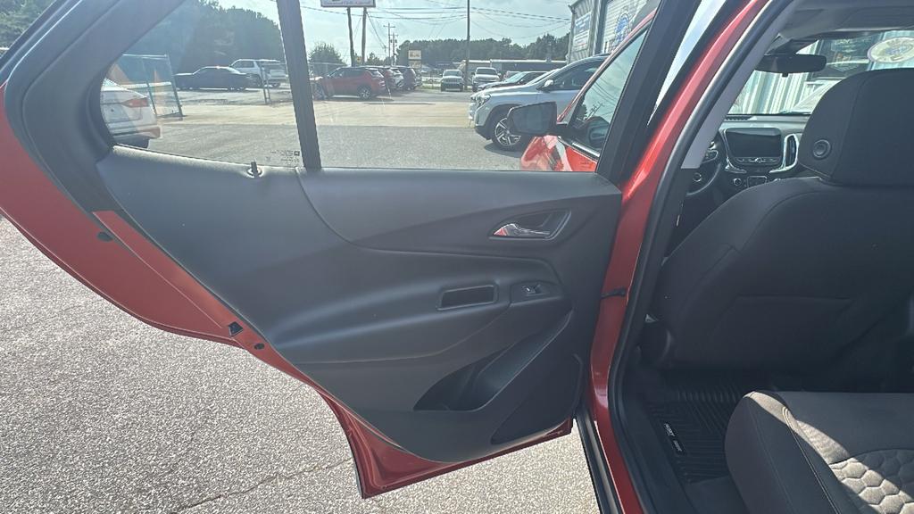 2020 Chevrolet Equinox - $15,900