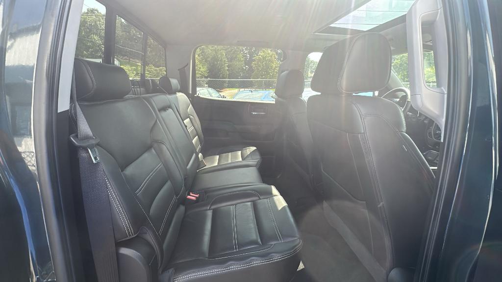 2018 GMC Sierra - $28,900