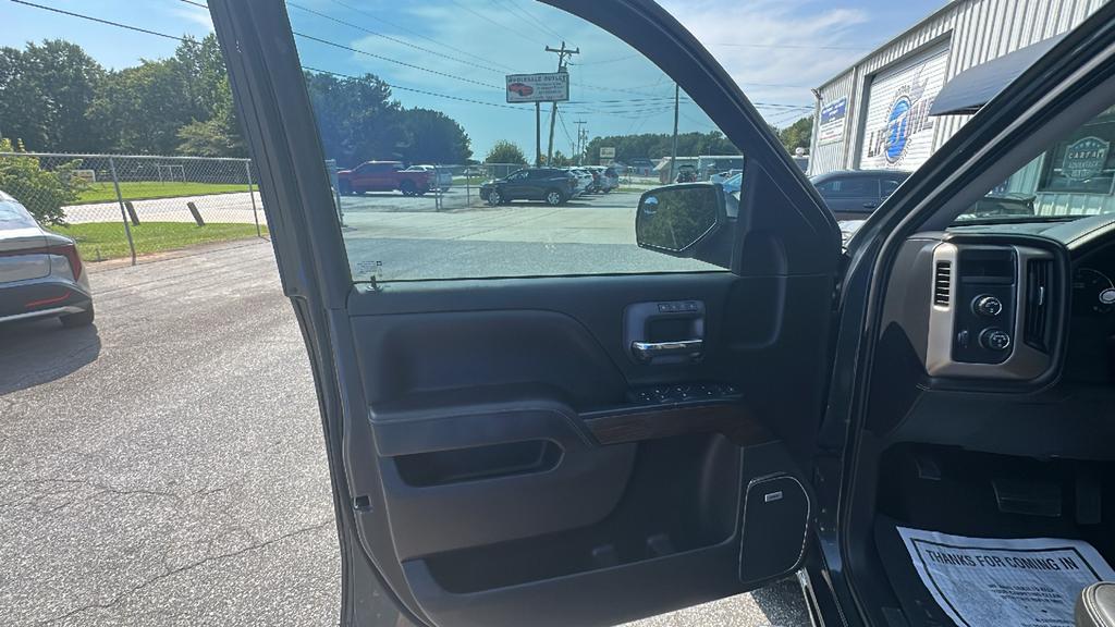 2018 GMC Sierra - $28,900