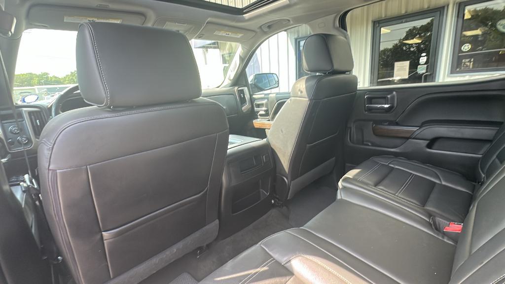 2018 GMC Sierra - $28,900