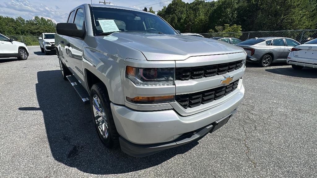 2018 Chevrolet Silverado 1500 - $17,900