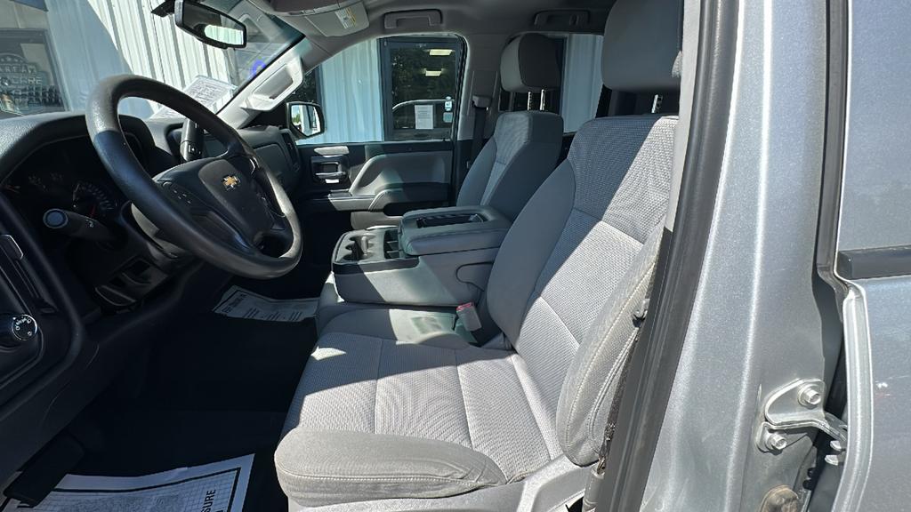 2018 Chevrolet Silverado 1500 - $17,900