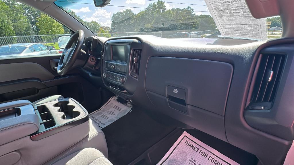 2018 Chevrolet Silverado 1500 - $17,900