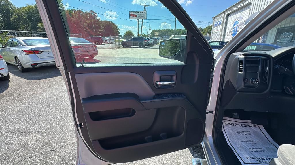 2018 Chevrolet Silverado 1500 - $17,900