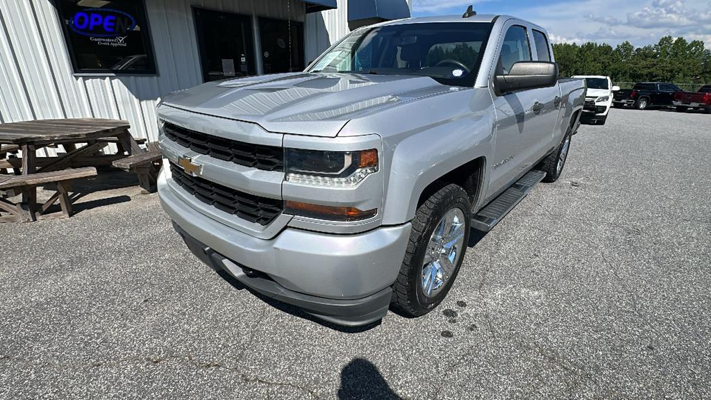 2018 Chevrolet Silverado 1500 - $17,900