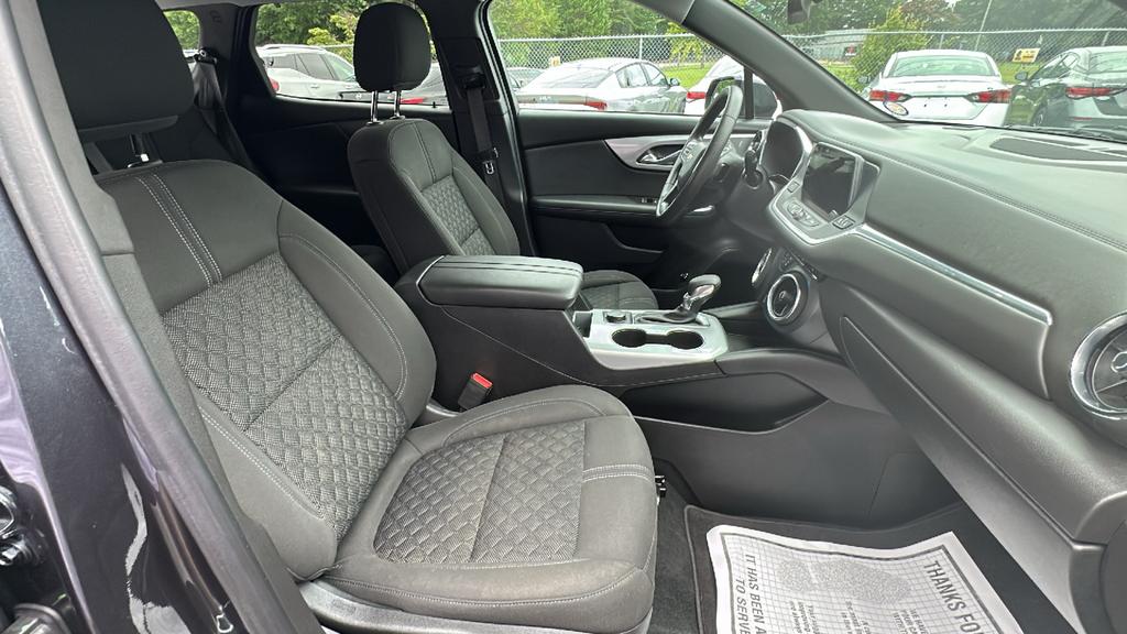 2022 Chevrolet Blazer - $22,900