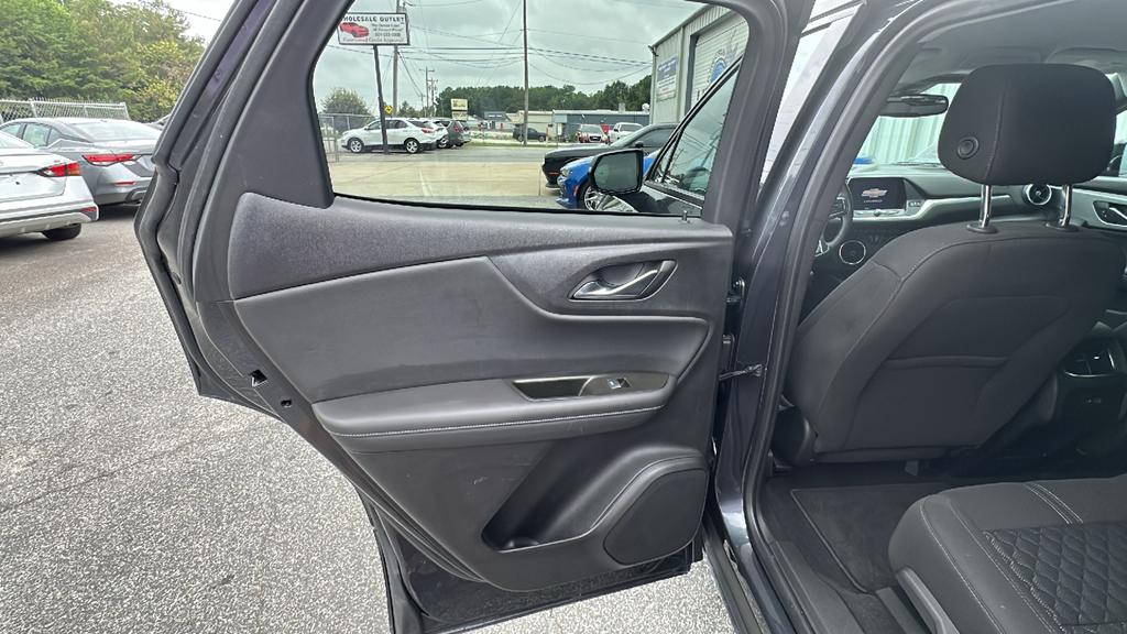 2022 Chevrolet Blazer - $22,900