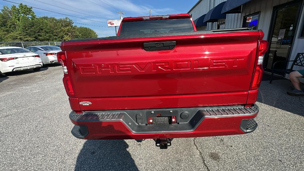 2021 Chevrolet Silverado - $27,900