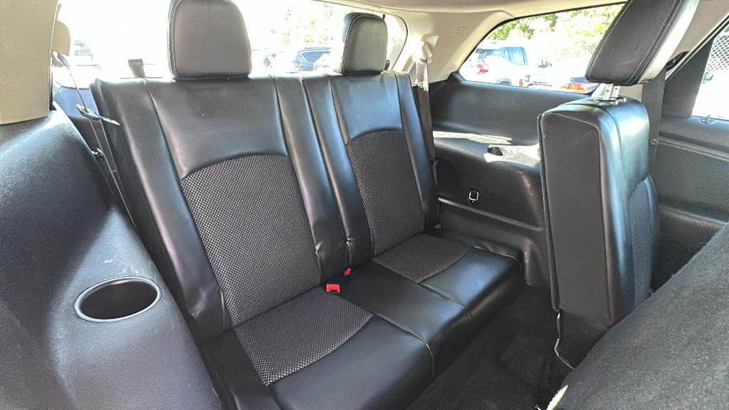 2018 Dodge Journey - $10,900