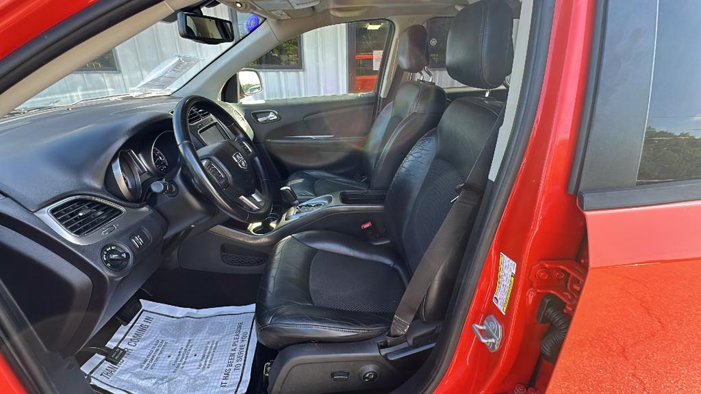 2018 Dodge Journey - $10,900