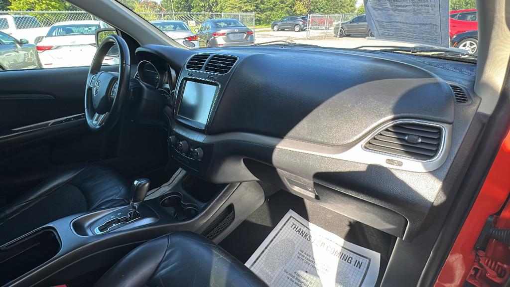 2018 Dodge Journey - $10,900