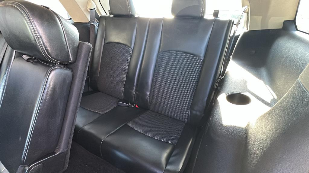 2018 Dodge Journey - $10,900