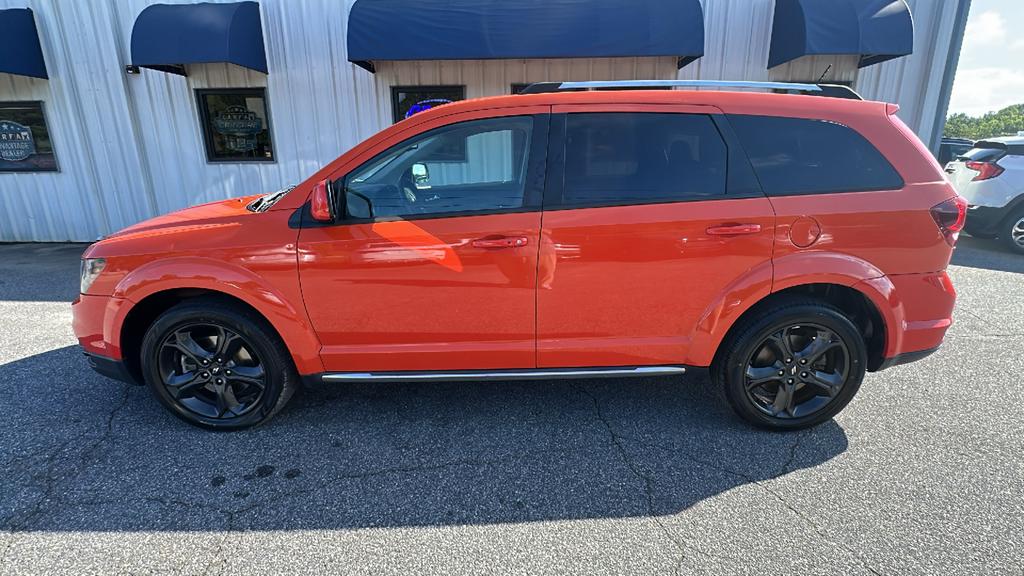 2018 Dodge Journey - $10,900