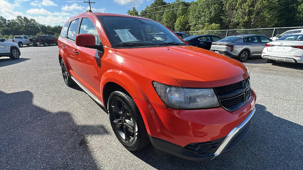 2018 Dodge Journey - $10,900