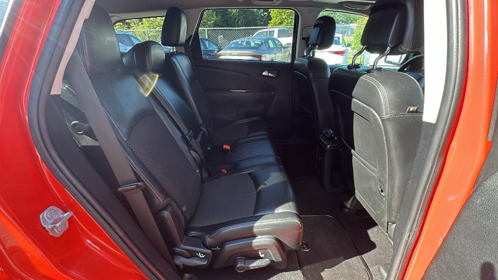 2018 Dodge Journey - $10,900