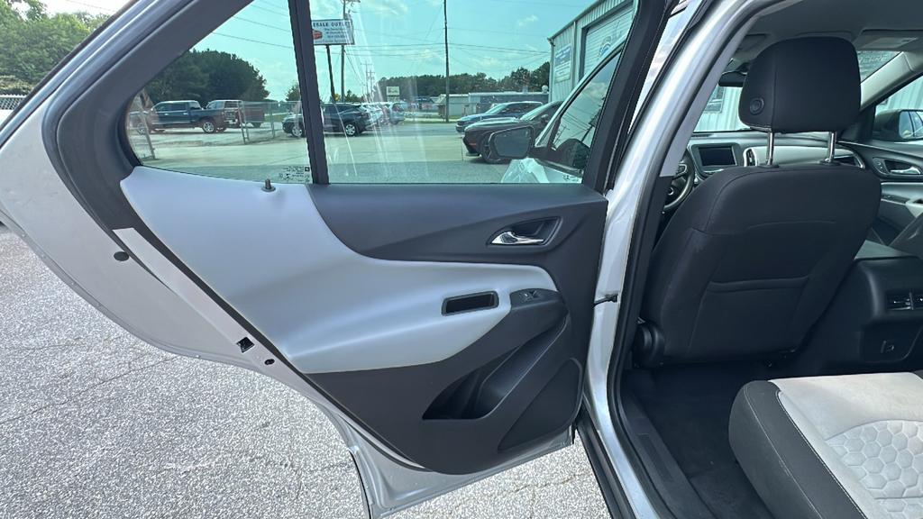 2019 Chevrolet Equinox - $14,900