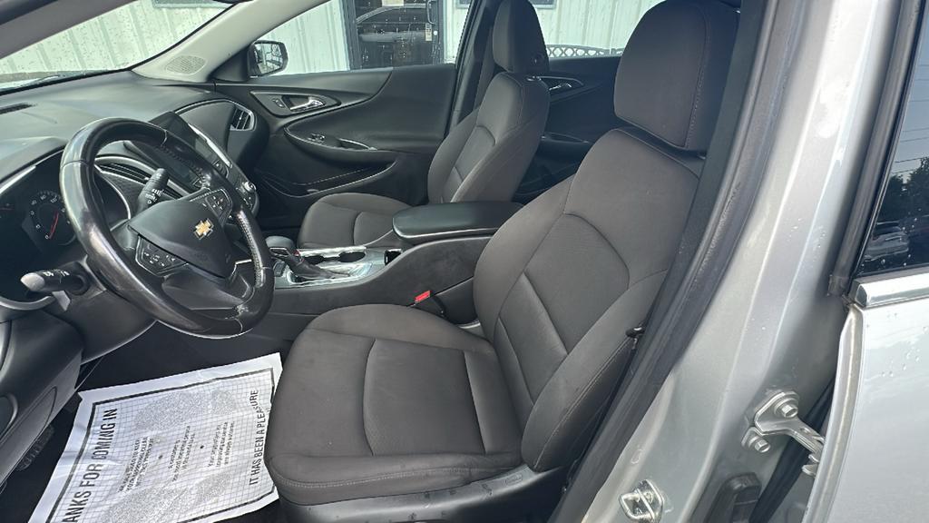 2021 Chevrolet Malibu - $19,900