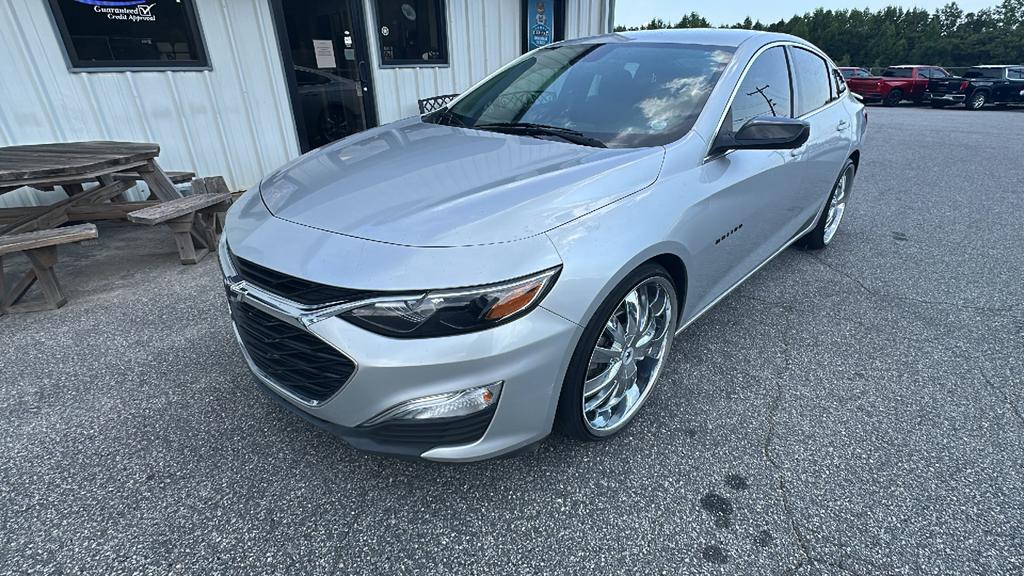 2021 Chevrolet Malibu - $19,900