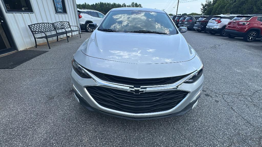 2021 Chevrolet Malibu - $19,900