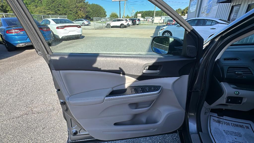 2014 Honda CR-V - $10,900