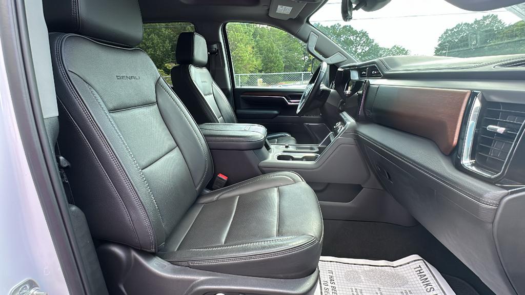2025 GMC Sierra Hd - $73,900