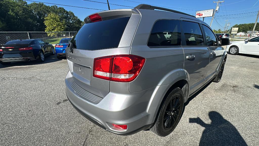 2019 Dodge Journey - $11,900