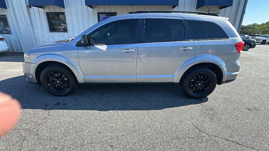 2019 Dodge Journey - $11,900