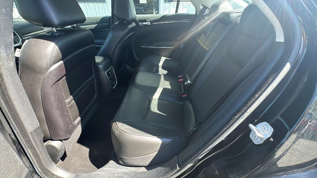 2020 Chrysler 300 - $19,900
