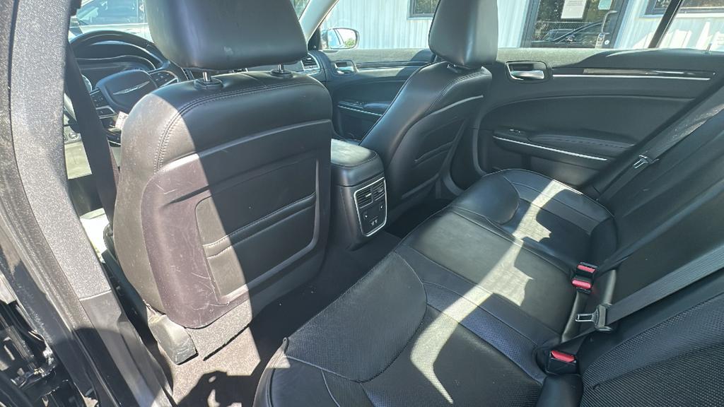 2020 Chrysler 300 - $19,900