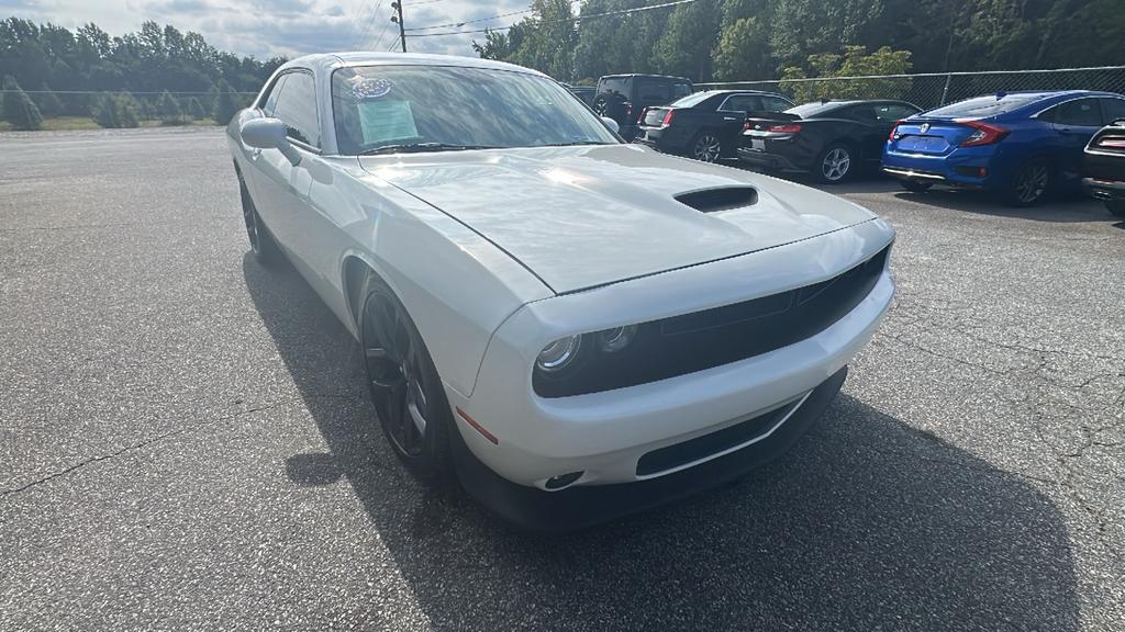 2022 Dodge Challenger - $25,900