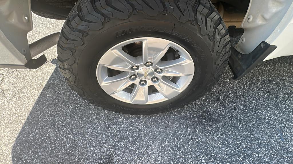 2022 Chevrolet Silverado - $14,900