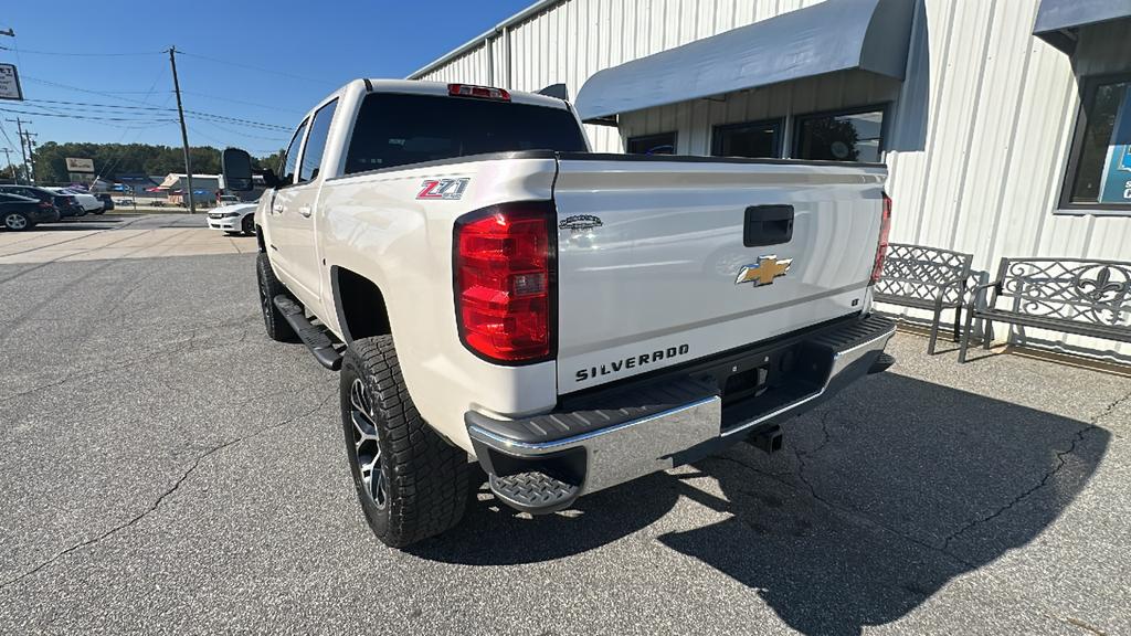 2015 Chevrolet Silverado - $20,900