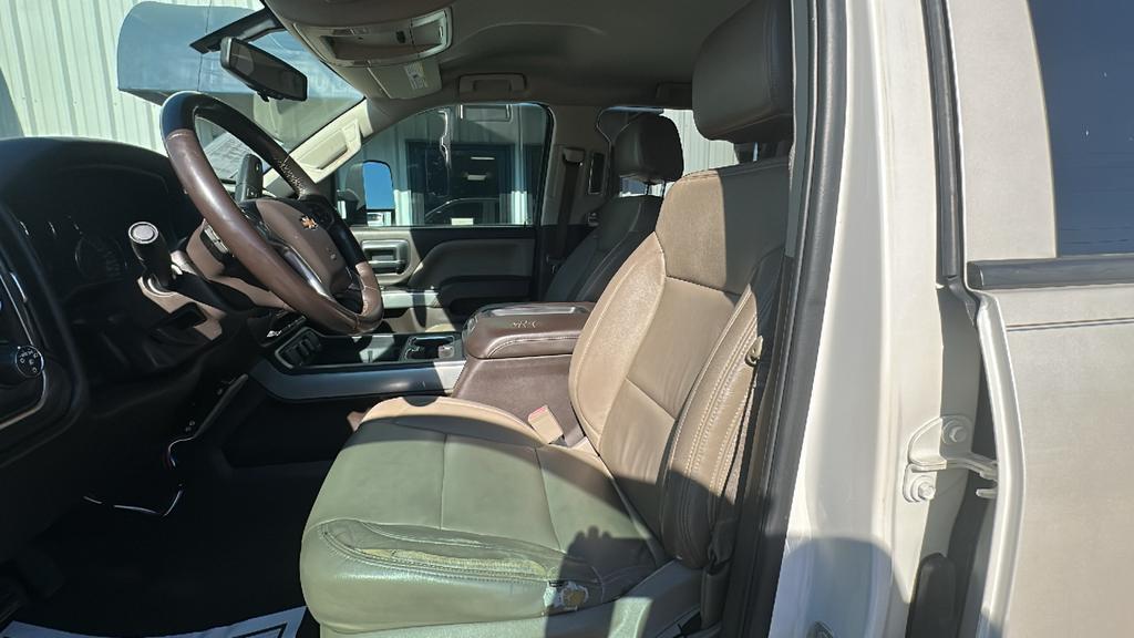 2015 Chevrolet Silverado - $20,900