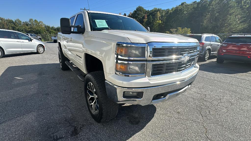 2015 Chevrolet Silverado - $20,900