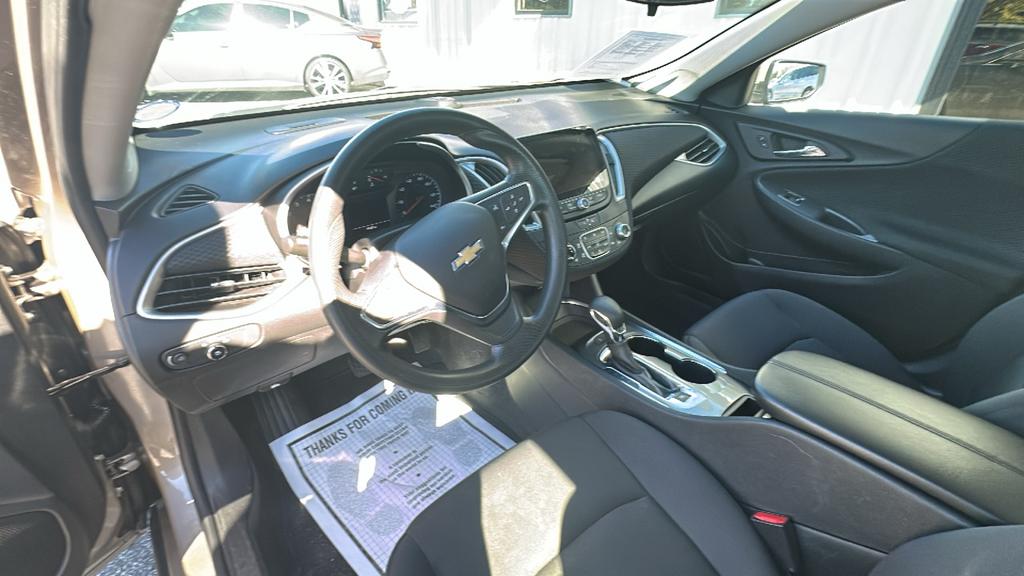 2025 Chevrolet Malibu - $20,900