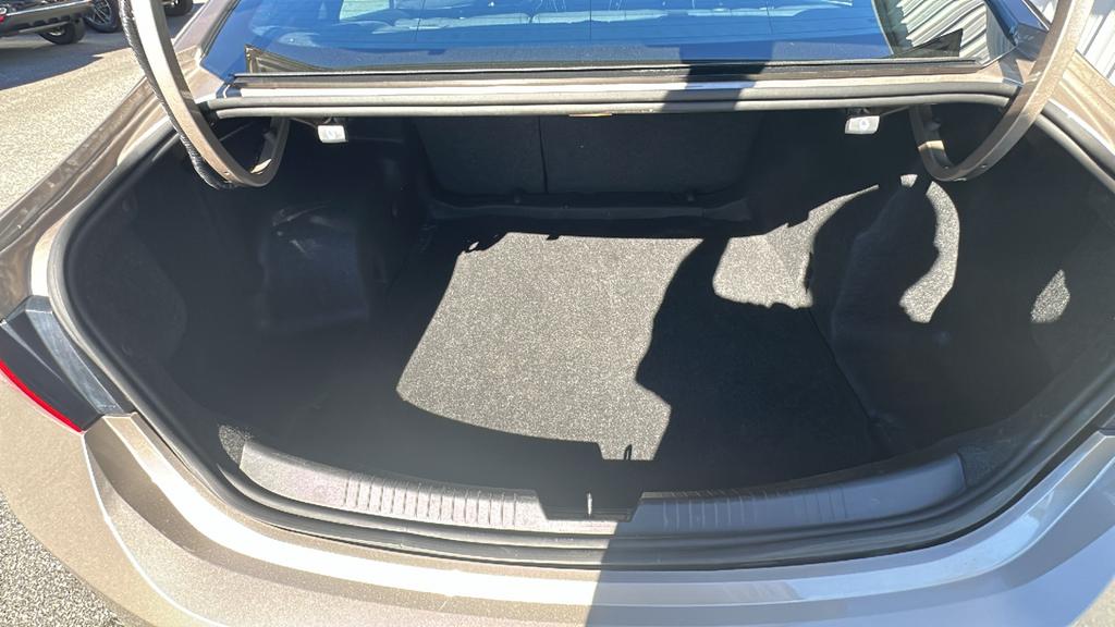 2025 Chevrolet Malibu - $20,900