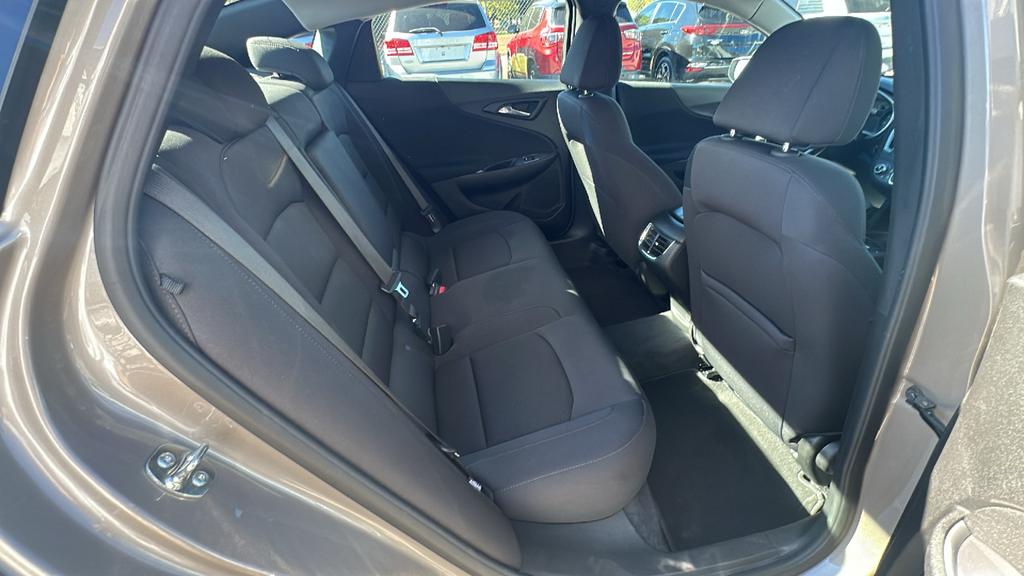 2025 Chevrolet Malibu - $20,900