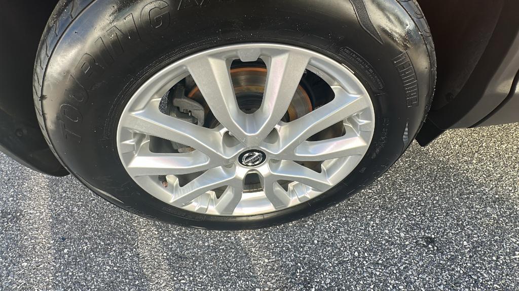 2022 Nissan Rogue - $17,900