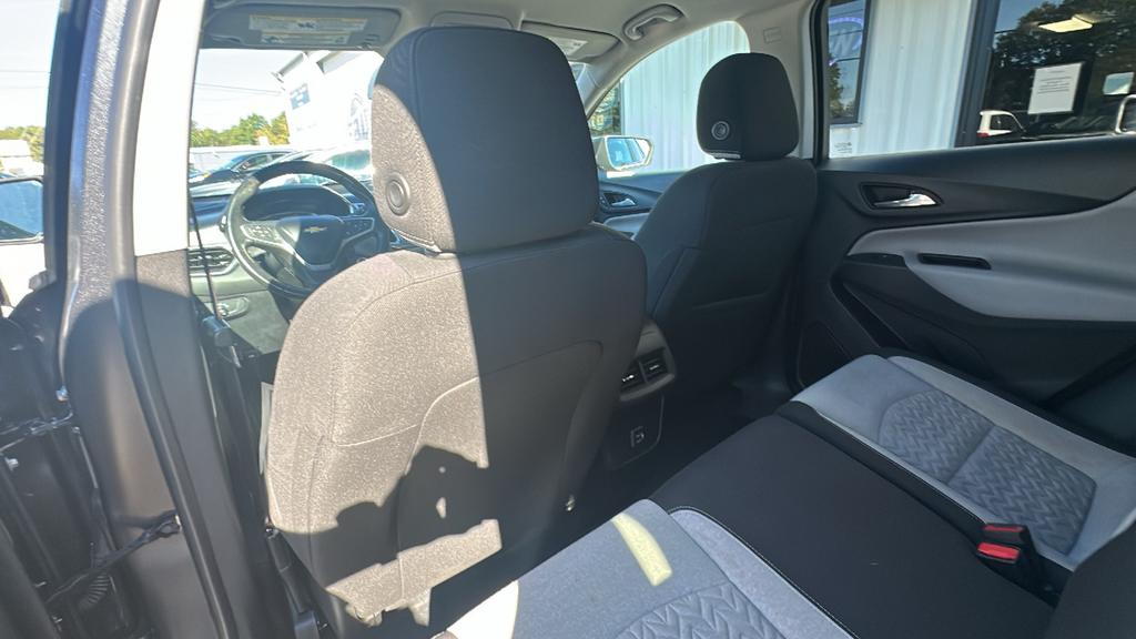 2022 Chevrolet Equinox - $17,900