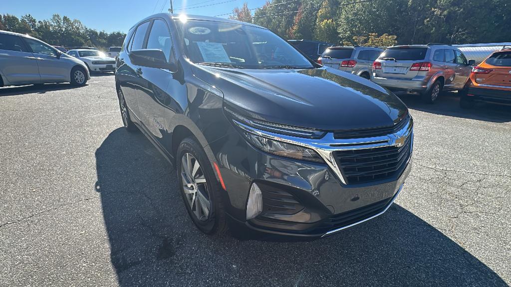 2022 Chevrolet Equinox - $17,900