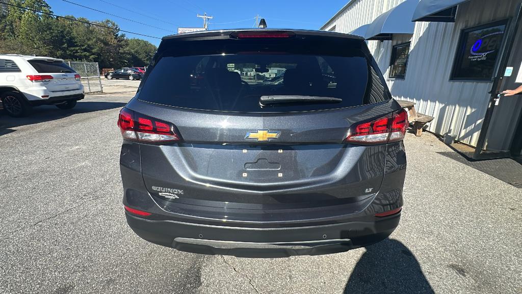 2022 Chevrolet Equinox - $17,900