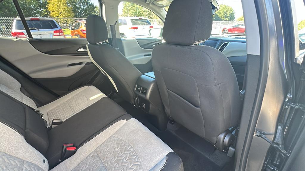 2022 Chevrolet Equinox - $17,900