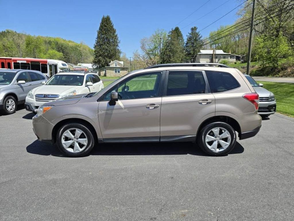 2015 Subaru Forester 2.5i Premium photo