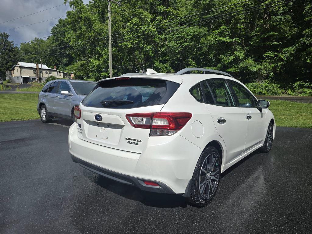 2017 Subaru Impreza  photo