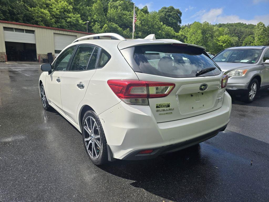 2017 Subaru Impreza  photo