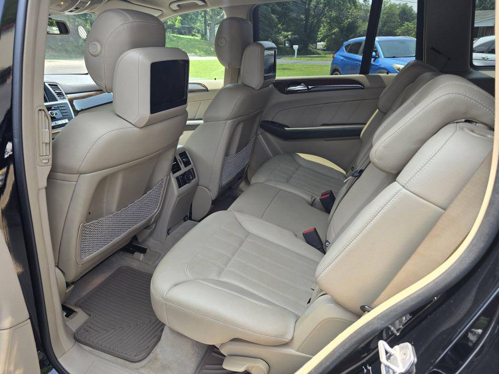 2016 Mercedes-Benz GL-Class - $15,900