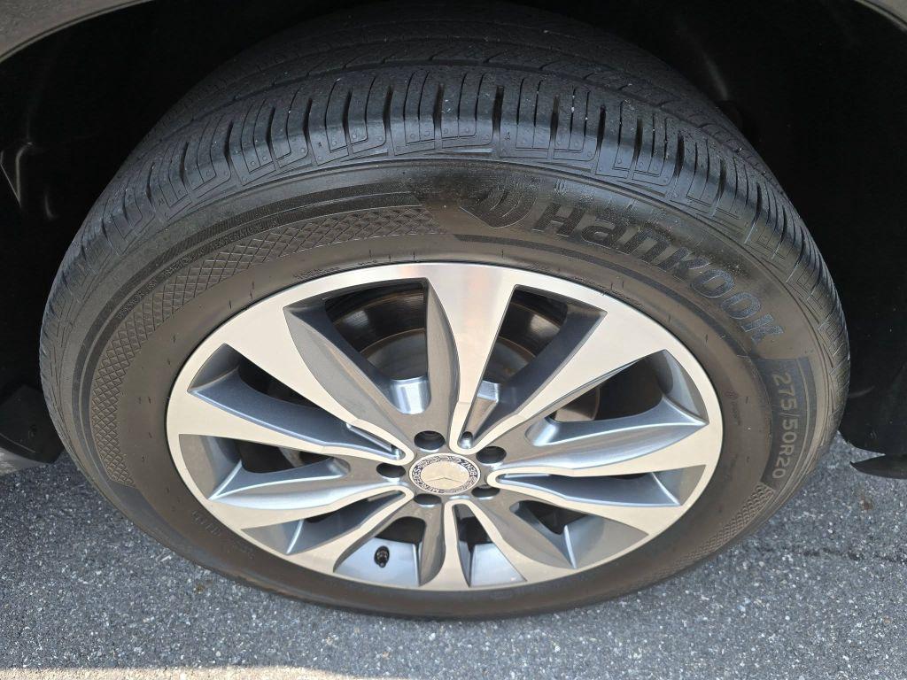 2016 Mercedes-Benz GL-Class - $15,900