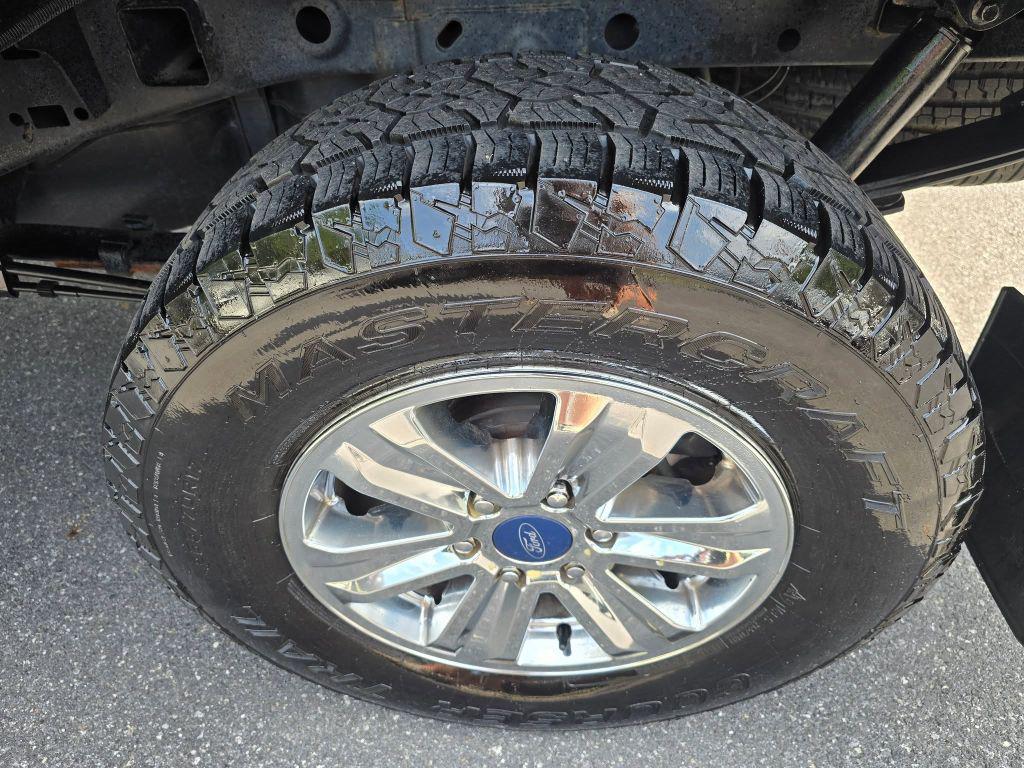2015 Ford F-150 - $13,900