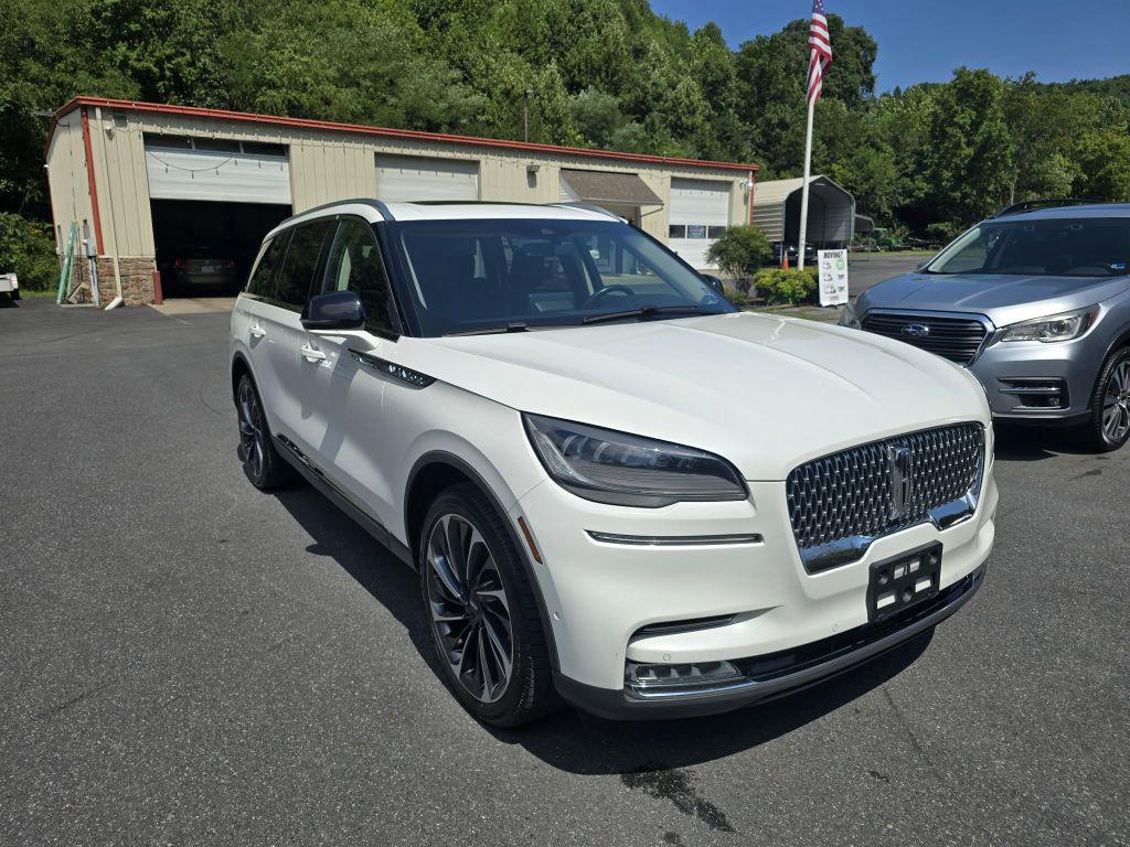 2021 Lincoln Aviator - $28,900