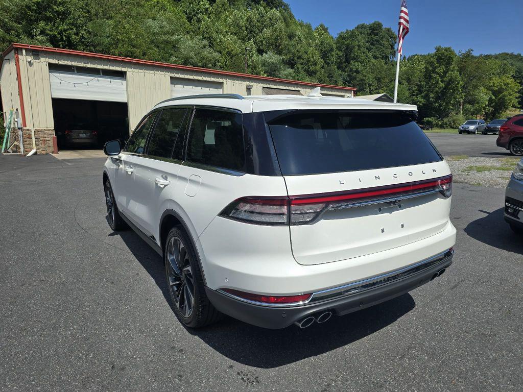 2021 Lincoln Aviator - $28,900